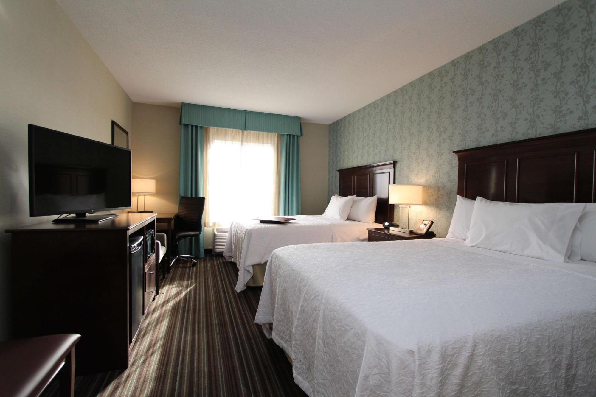 Hampton Inn & Suites By Hilton St. John'S Airport Buitenkant foto
